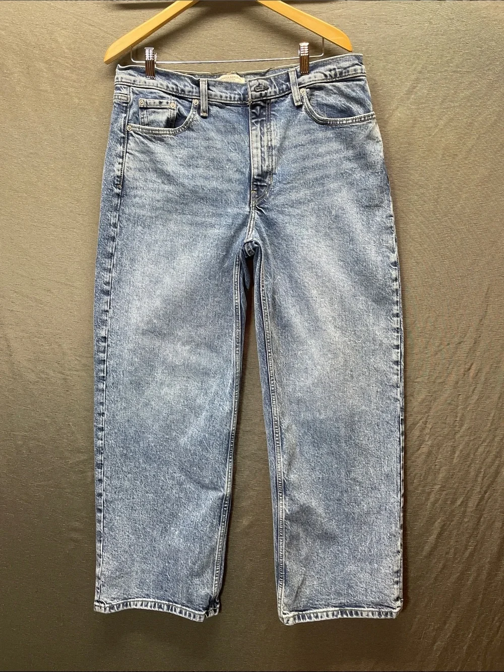 Banana Republic 90s relaxed Light Wash baggy Leg Jeans - Picture 3 of 9